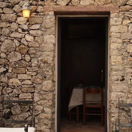 Dimora Belli Couette-café *