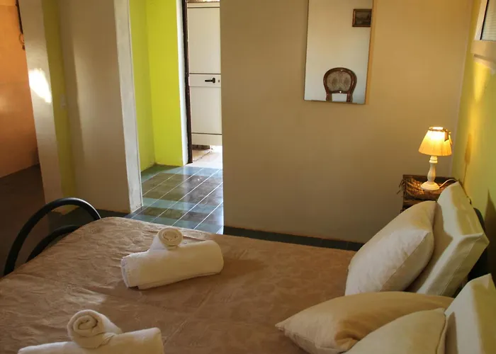 Dimora Belli Bed & Breakfast Tuglie